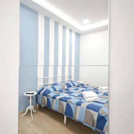 13cat Apartament *