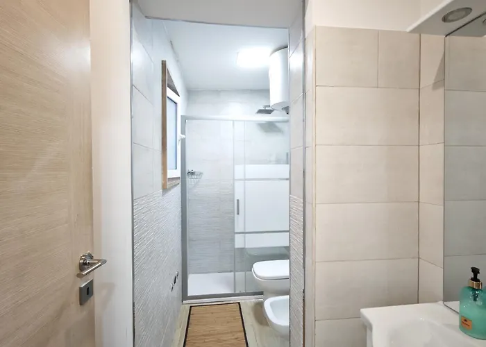 アパート 13cat *